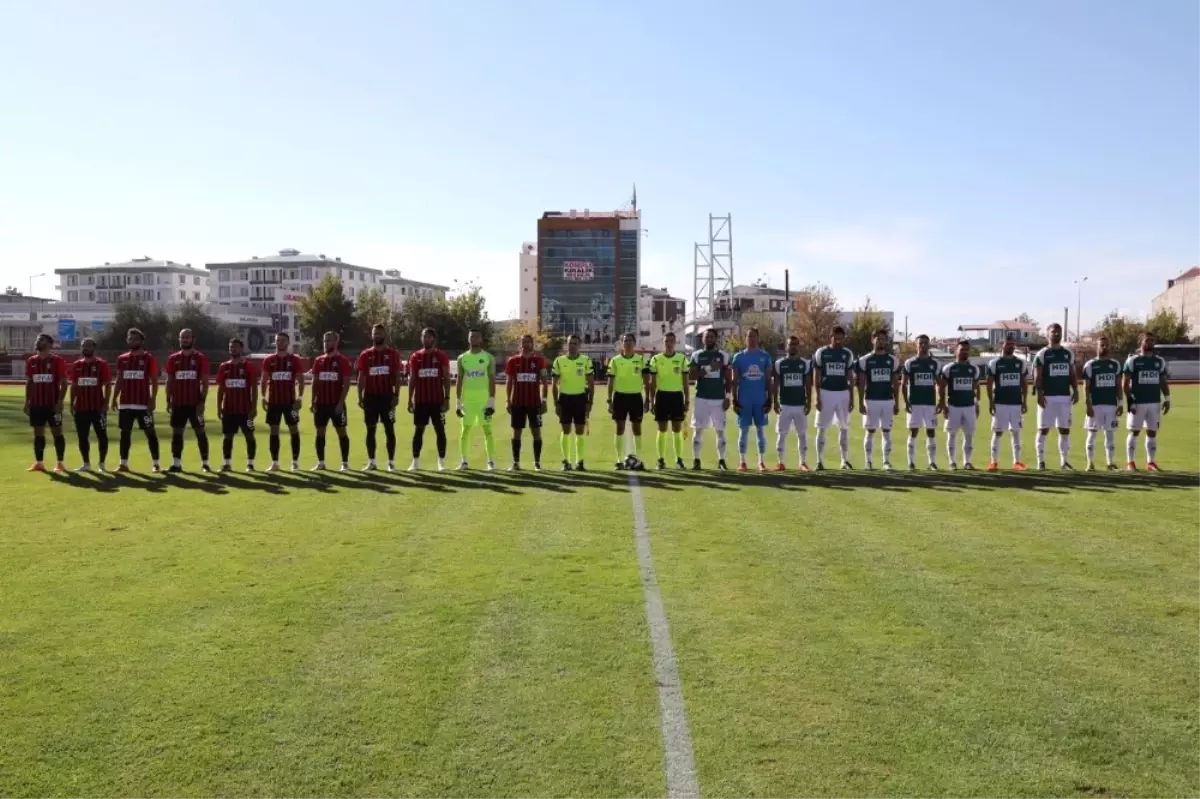 3. Lig: Van Büyükşehir Belediyespor: 2 - Kırşehir Belediyespor: 2