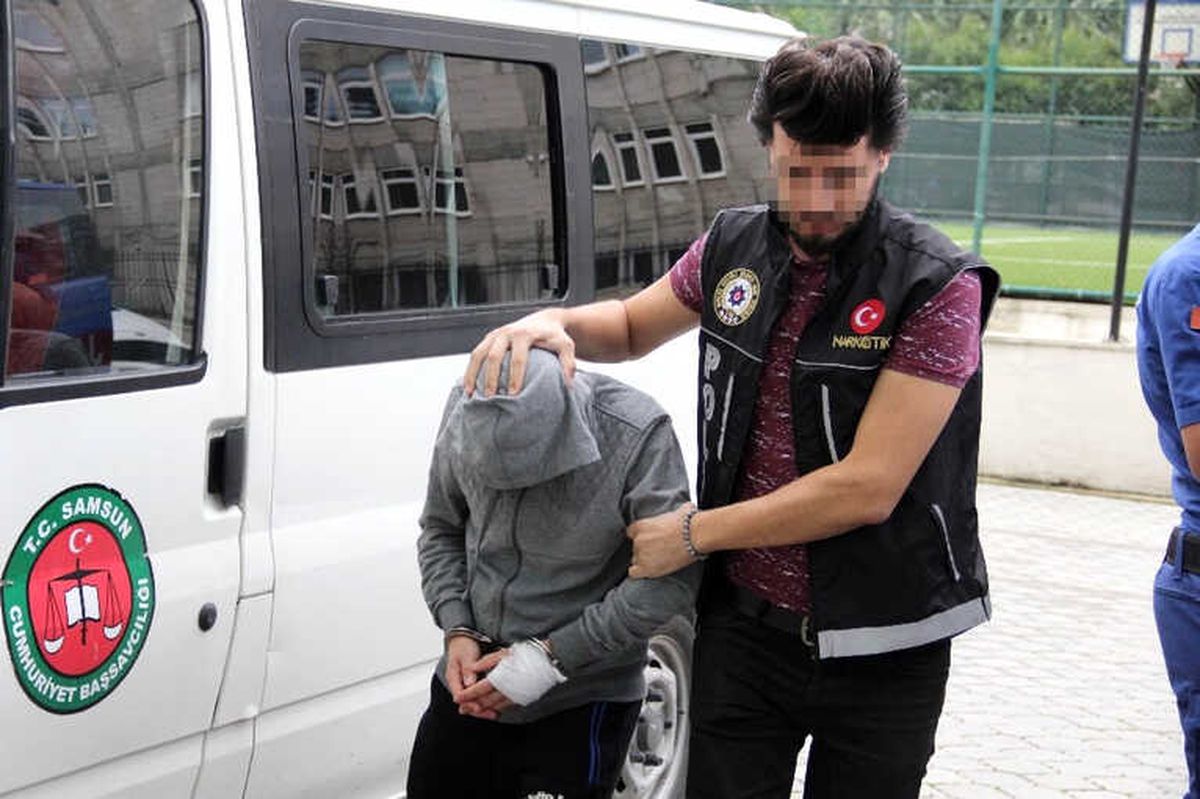 Bir Şahsın Evinde Uyuşturucu Ele Geçirildi