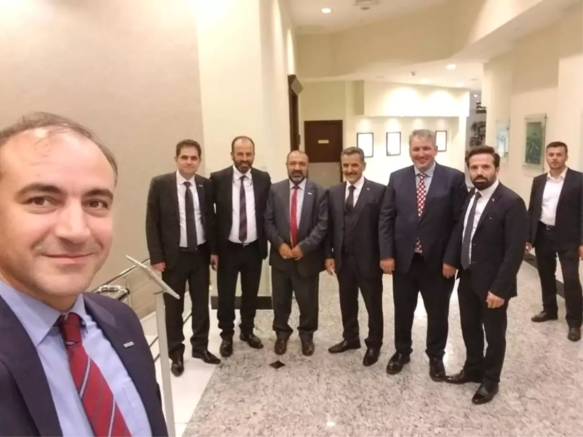 İstanbul Bayburt Vakfı Öğrencilere Burs İçin Gece Düzenledi