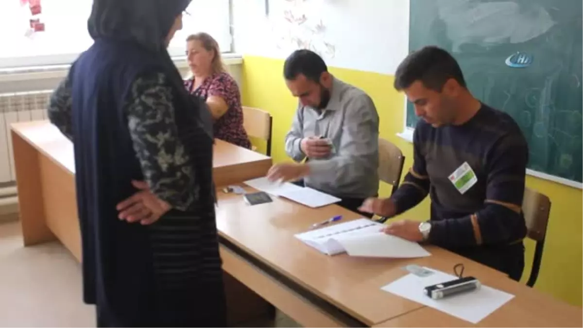 Makedonya, Referandum İçin Sandık Başında