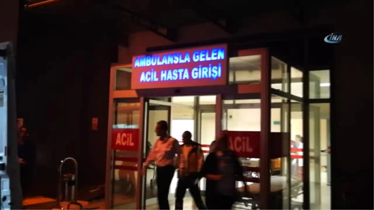 Özel Harekat Polisleri Kaza Yaptı