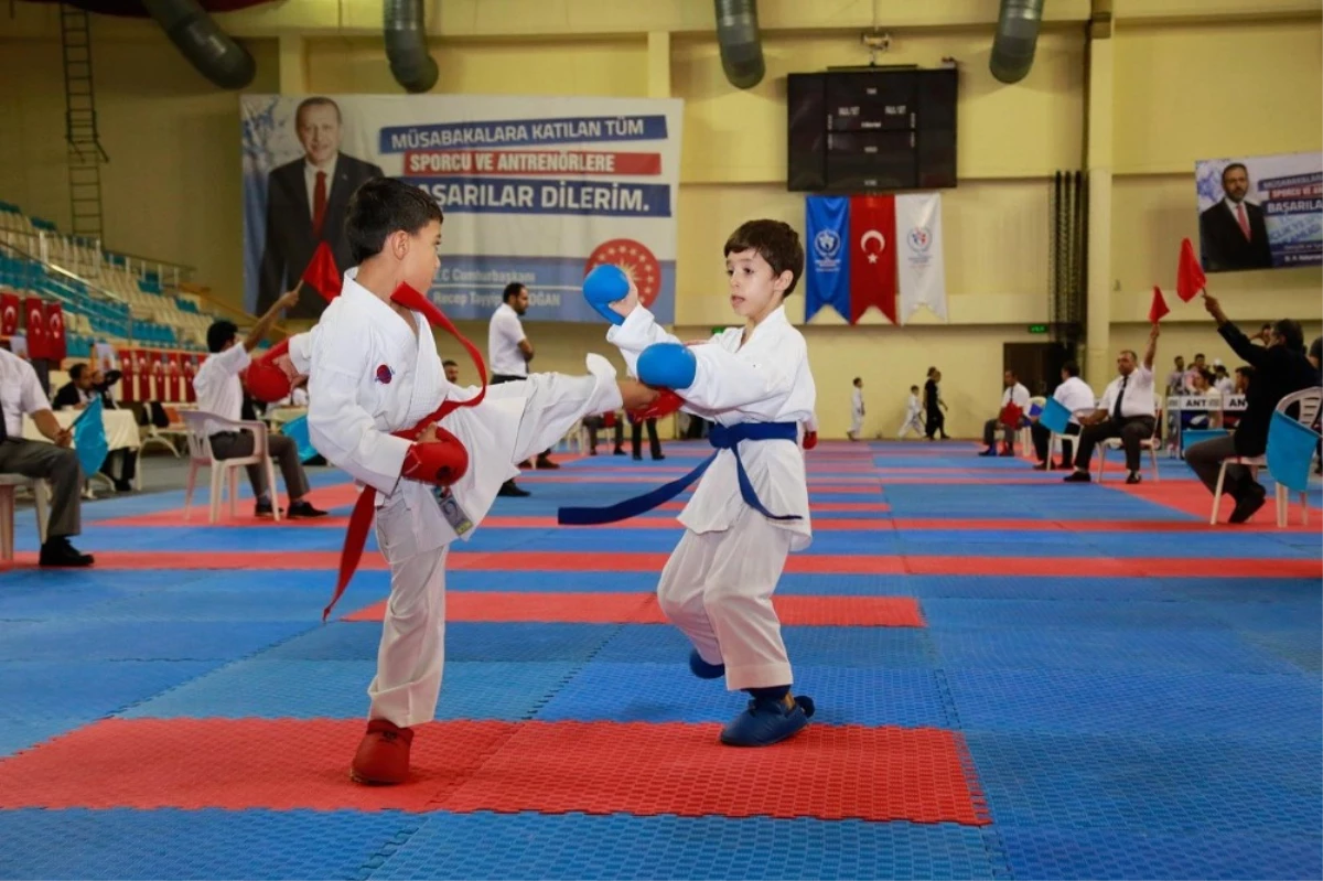 Adana\'da Karate Fırtınası