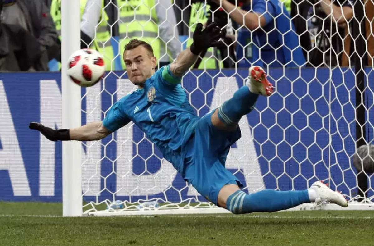 Akinfeev Rus Milli Takımını Bıraktı