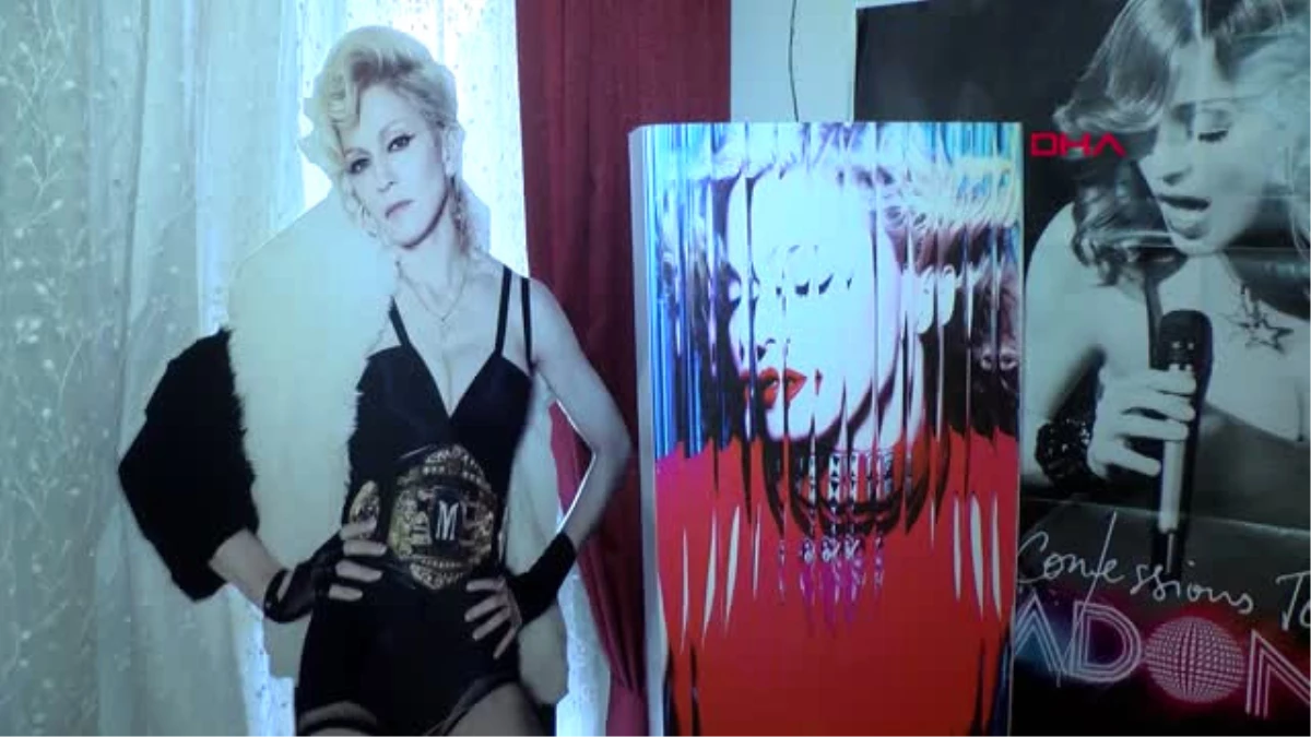 Antalya Hayranı Olduğu Madonna İçin Bile Koleksiyonunu Bozmadı