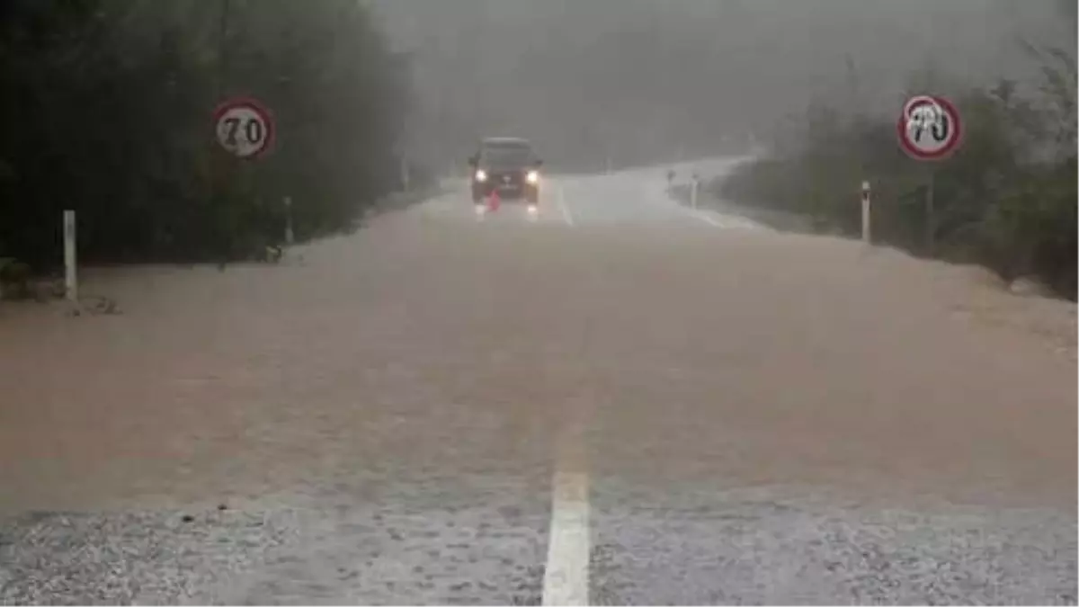 Kırklareli\'nin Karadeniz Kıyılarında Şiddetli Yağış