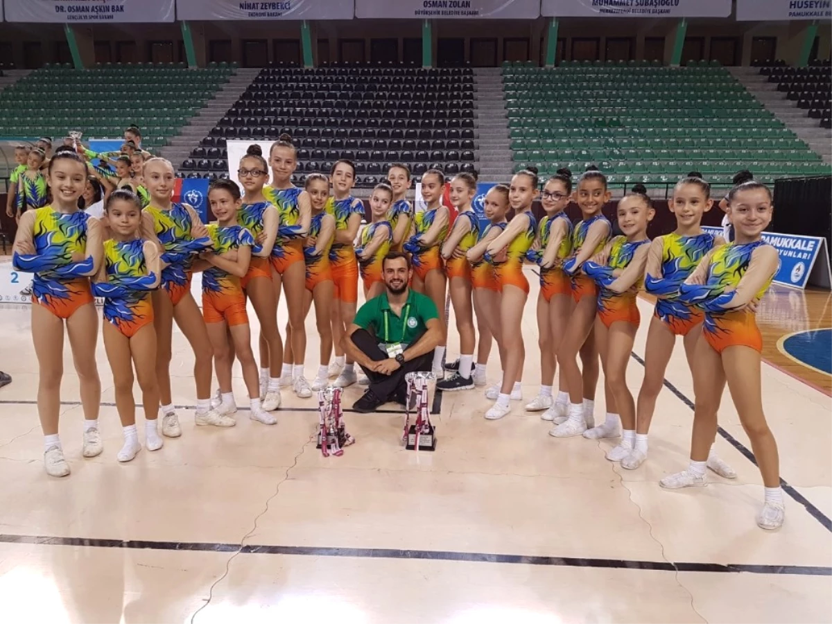 Manisa Büyükşehir\'in "Altın Kızları" Türkiye Şampiyonu Oldu