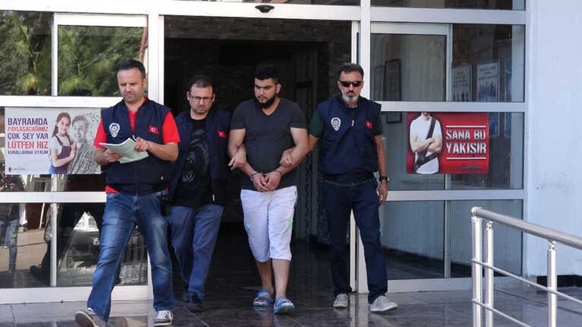 Patronu Tutuklandı, Çalışanı Devam Ettirdi