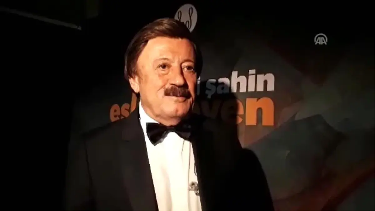 Selami Şahin Harbiye\'de Konser Verdi