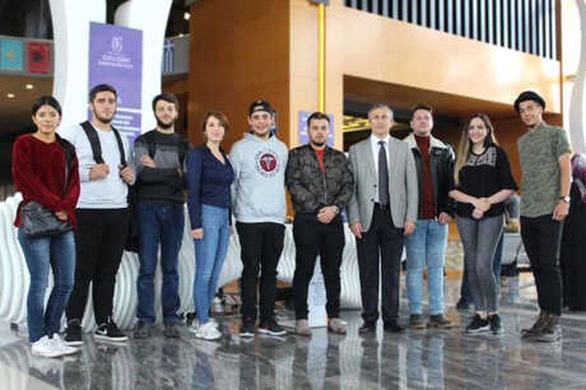 Uluslararası Öğrenciler İgü\'yü Seçti
