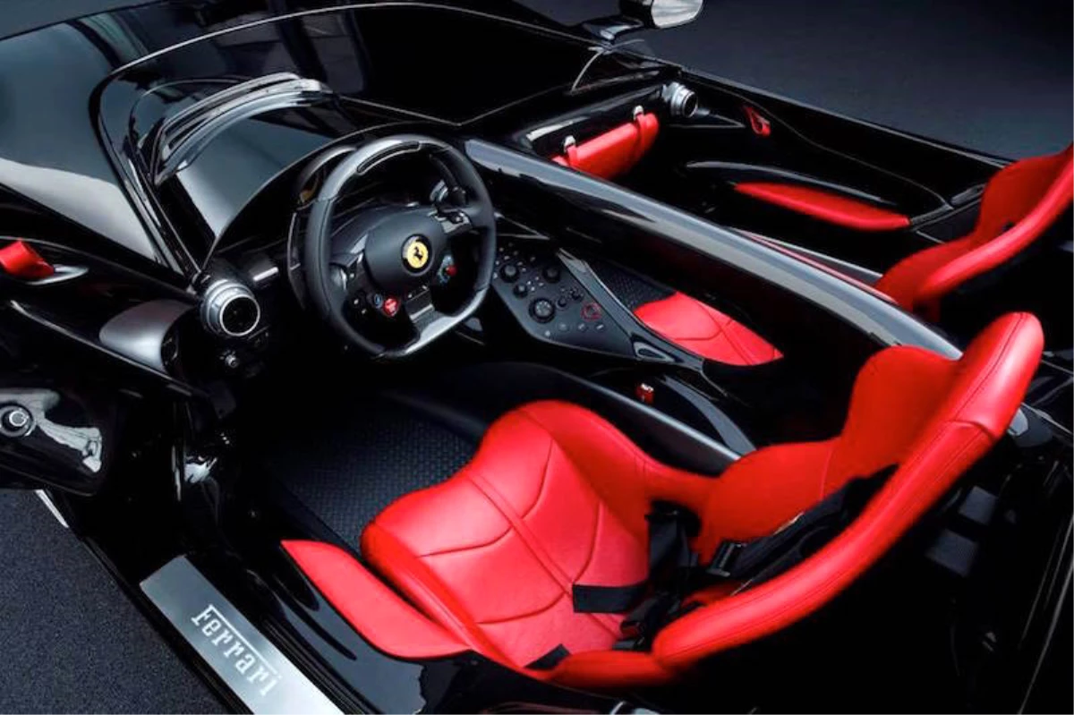 Yeni Ferrari Monza Sp1 ve Sp2 Tanıtıldı