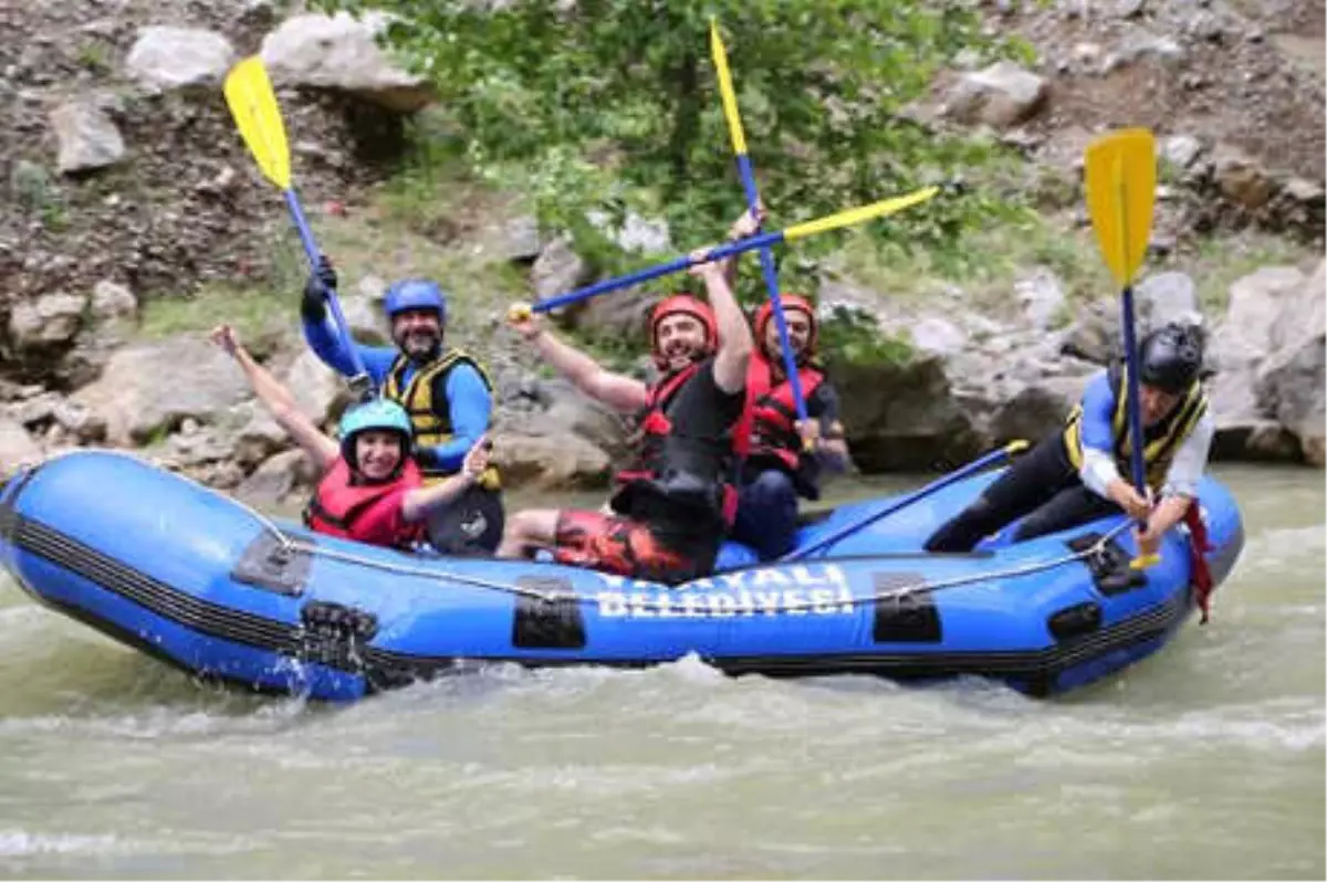 Zamantı Irmağı Raftingcilerin Yeni Gözdesi