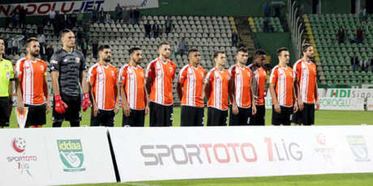 Adanaspor Galibiyetle Tanıştı