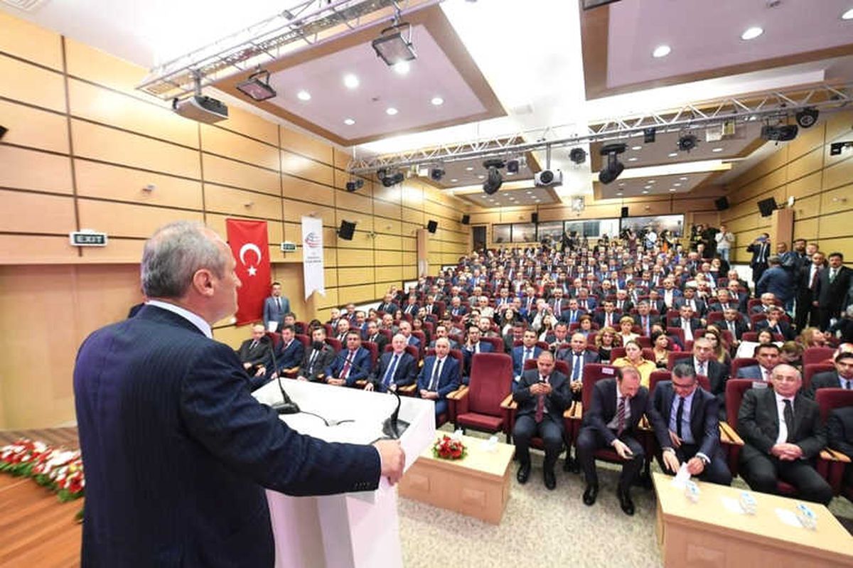 Bakan Turhan: "Dünya Yat Üretiminde 3\'üncü Sıraya Yükselip Marka Haline Geldik"