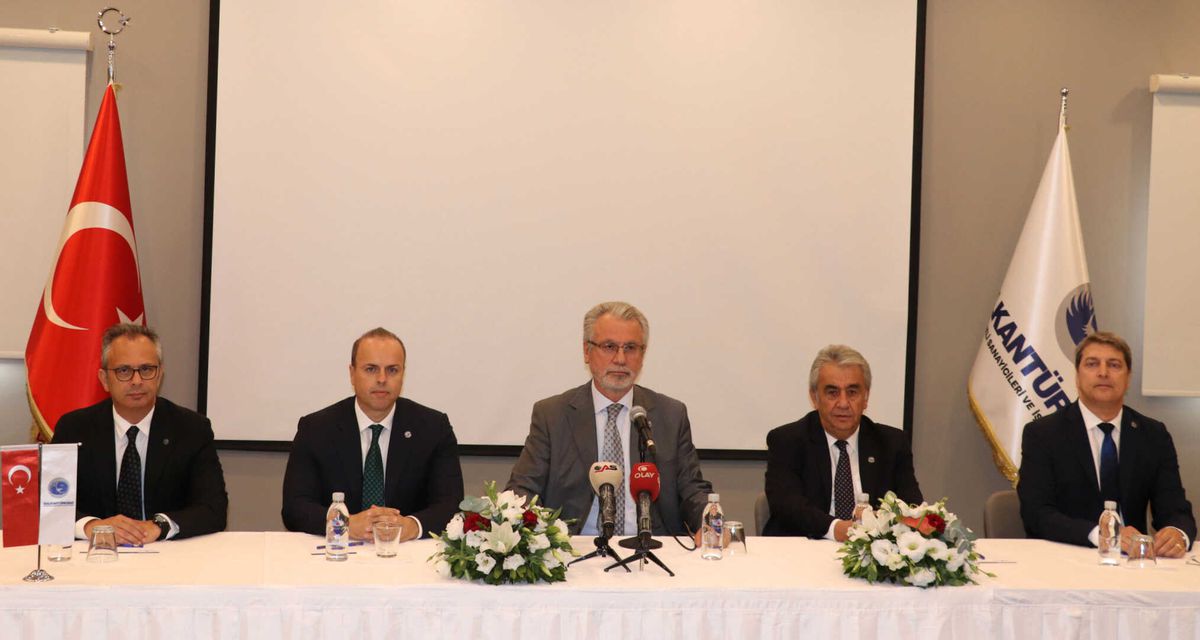 BALKANTÜRKSİAD Yönetimi Gelecek Hedeflerini Açıkladı