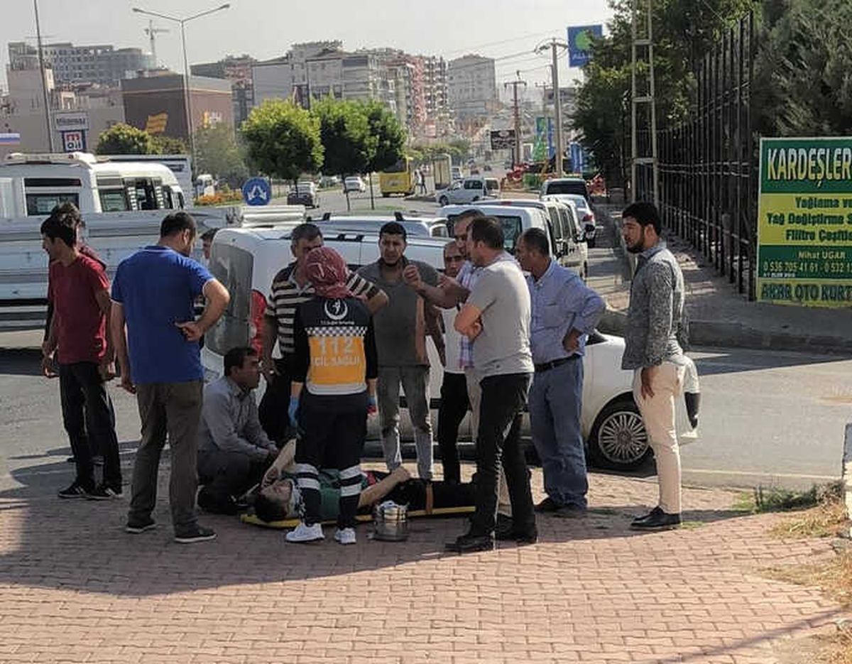 Batman\'da Trafik Kazası: 3 Yaralı