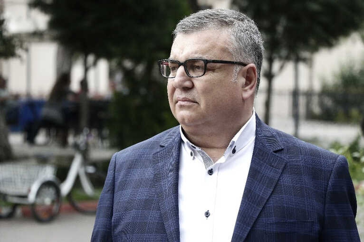 Belediye Başkanı Köpeği Okla Vuran Kişiye Seslendi: "Seni Bulmak Boynumun Borcu Olsun"