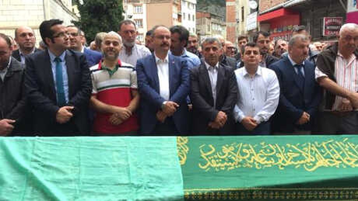 Bisikletten Düşen Zeynep, Toprağa Verildi