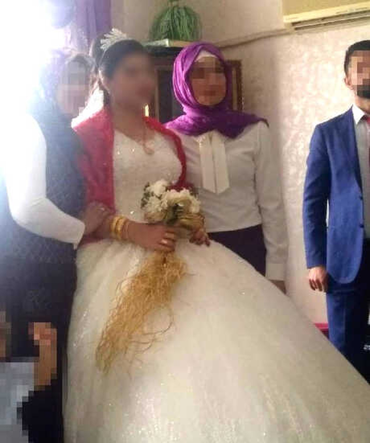Çocuk Gelin\' Nişan Yaptıklarını Söyleyip, Şikayetçi Olmadı
