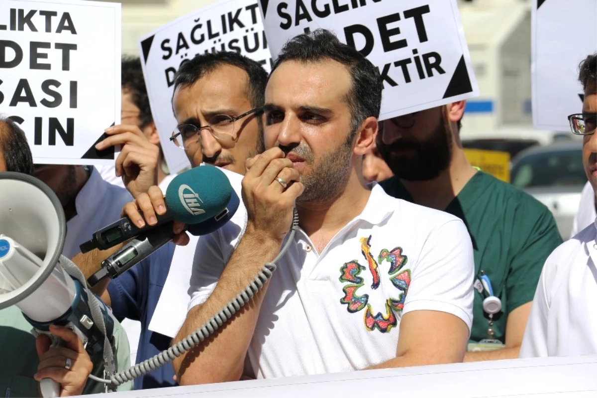 Diyarbakır\'da Doktora Saldıran Hasta, Öğretmen Çıktı