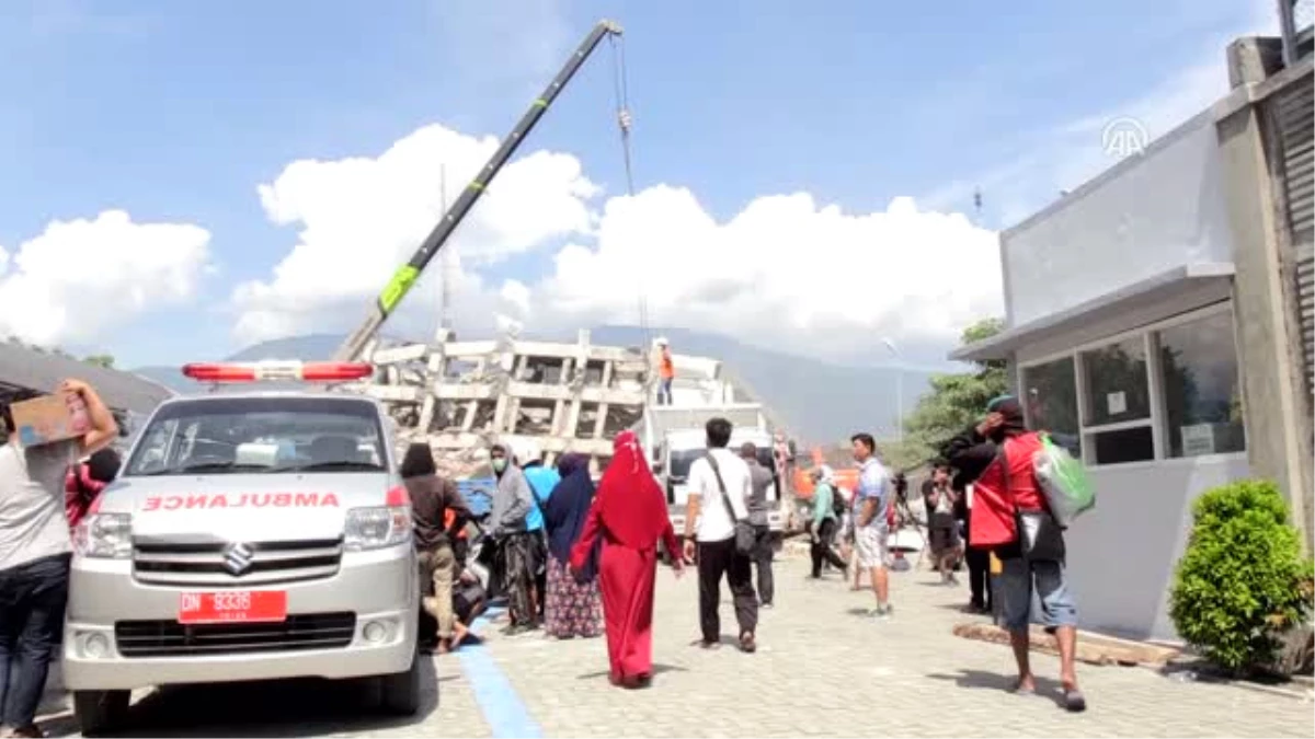 Endonezya\'daki Depremde Ölü Sayısının Artmasından Endişe Ediliyor