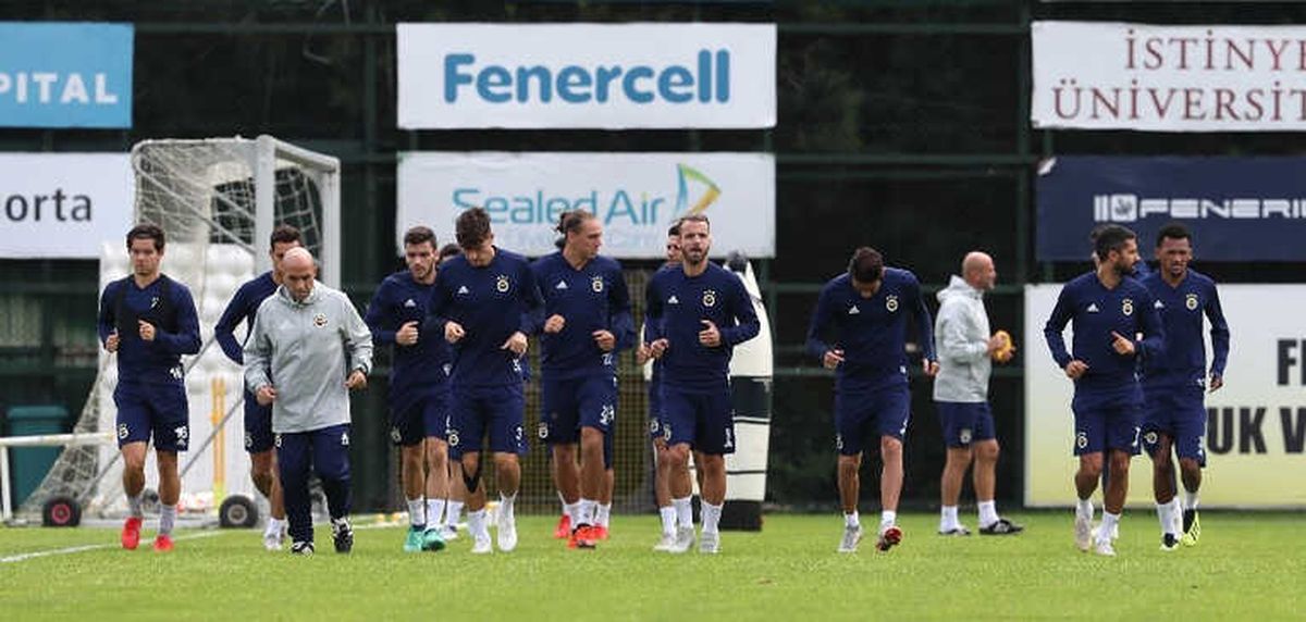 Fenerbahçe\'de Spartak Trnava Maçı Hazırlıkları Sürüyor
