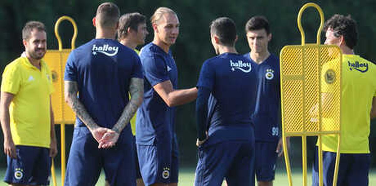 Fenerbahçeli Oyuncuların Antrenman İsyanı!