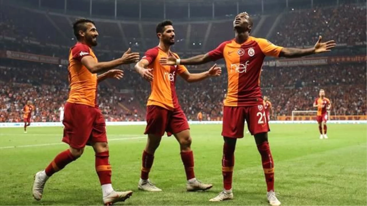 Galatasaray\'a Emre Akbaba\'dan Kötü Haber