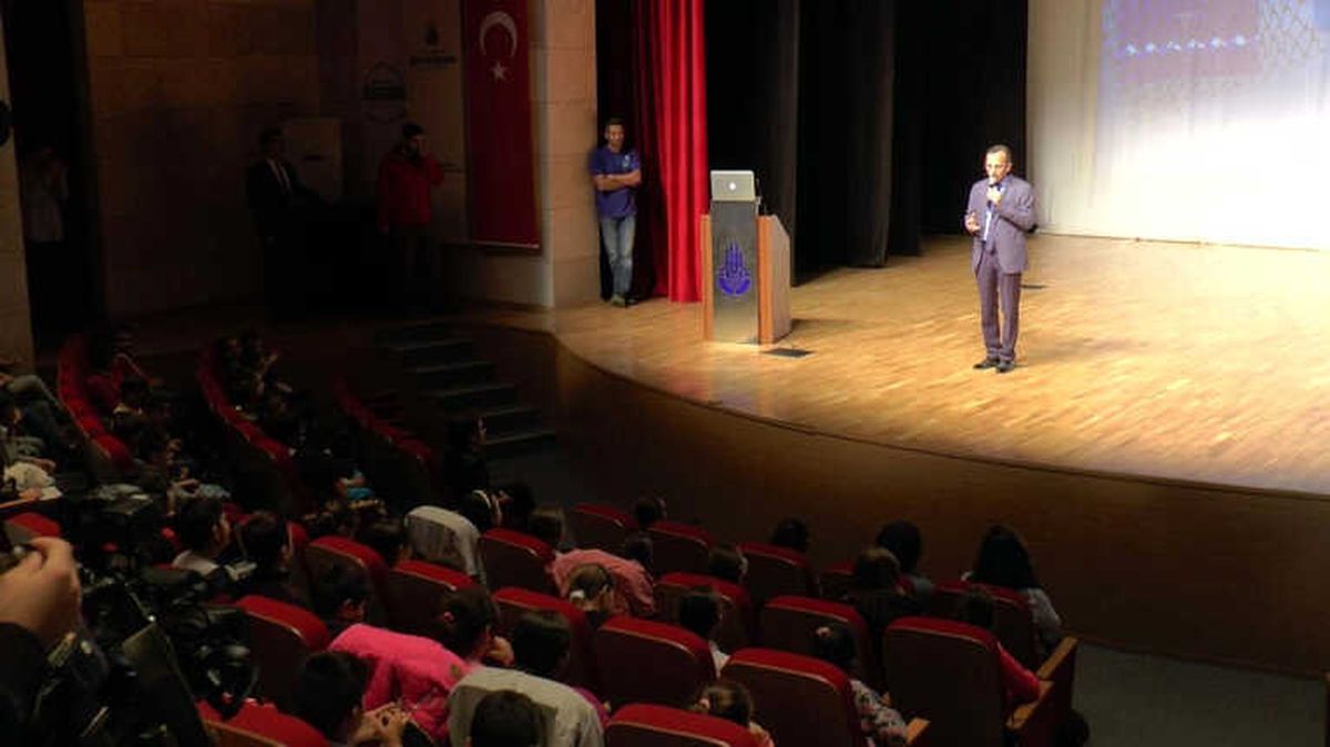 İbb Öğrencilere Deniz, Kıyı ve Plaj Temizliğine Yönelik Seminer Verdi