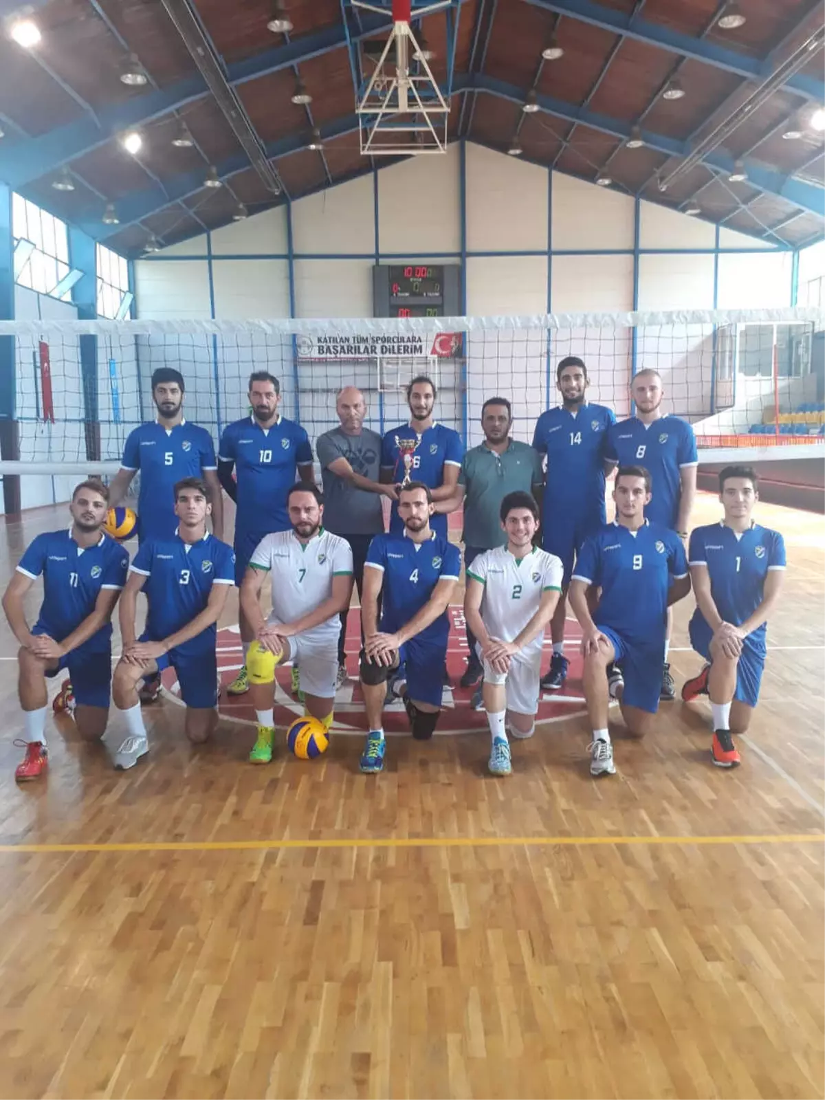 Kartepe Belediyespor Erkek Voleybol Takımı Lige Hazır