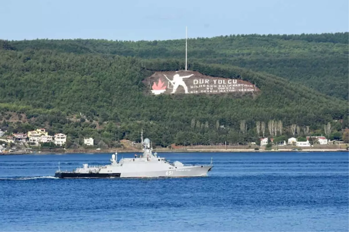 Rus Savaş Gemileri Çanakkale Boğazından Geçti