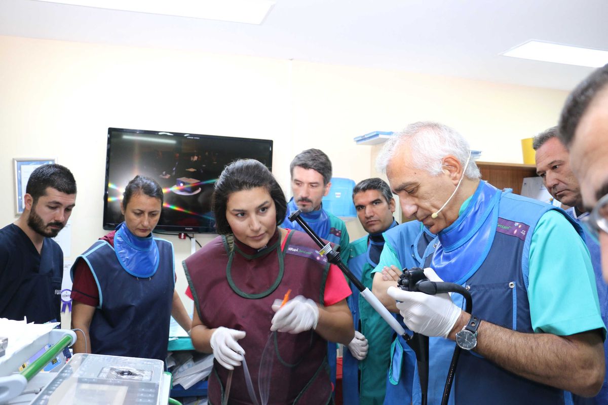 Uluslararası Konferansta Canlı Vaka Sunumu Gerçekleştirildi