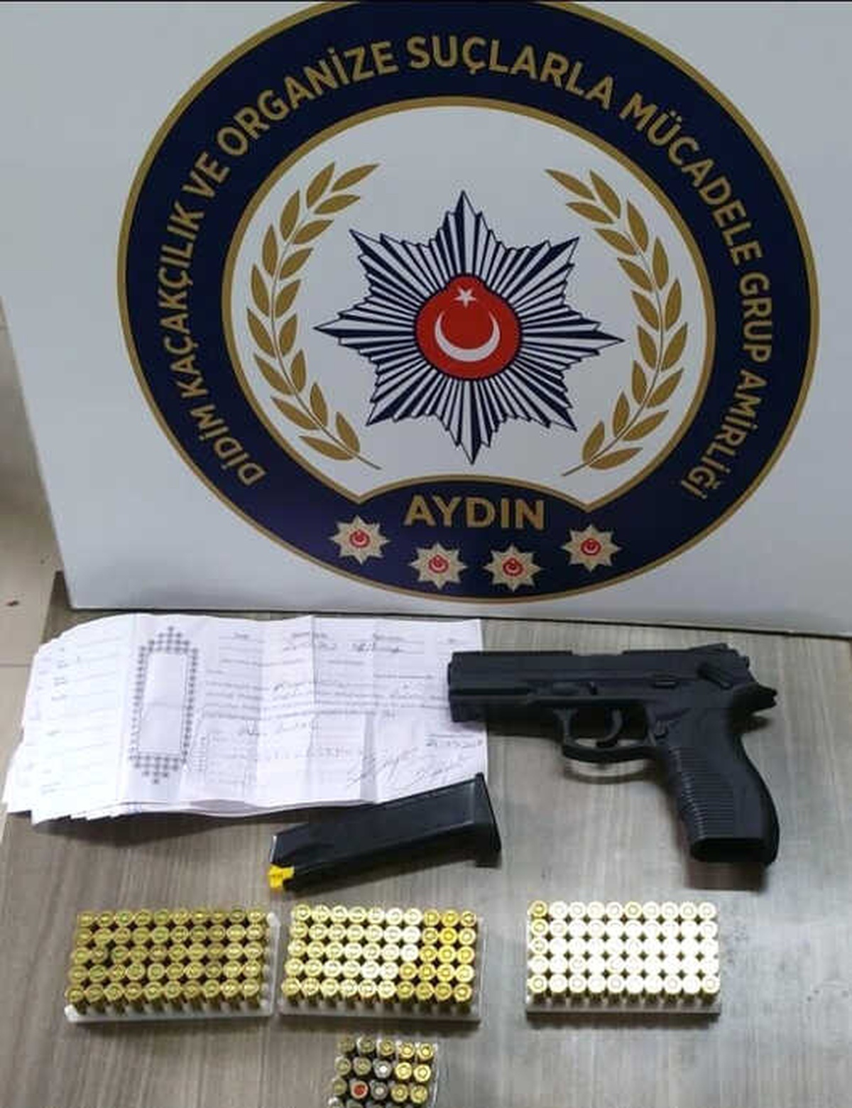 25 Kişi Adına Düzenlenmiş Senetle Yakalandılar