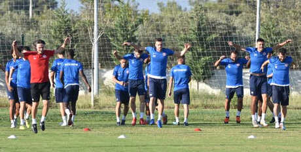 Antalyaspor\'da Galatasaray Maçı Hazırlıkları Sürüyor