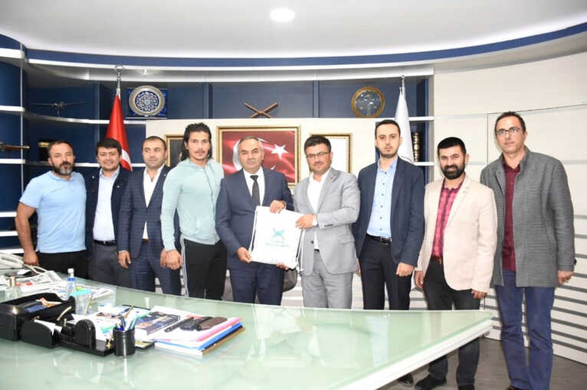 Başkan Ay Tügva Heyeti ile Bir Araya Geldi