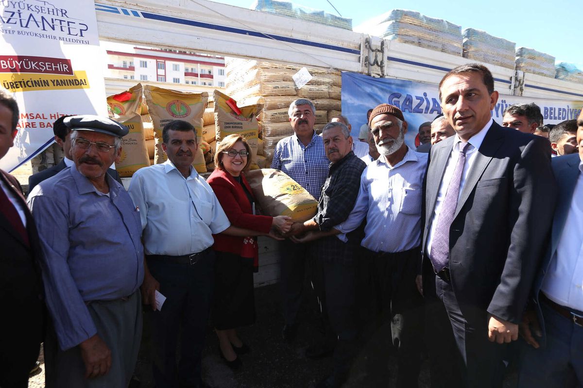 Büyükşehir\'den Çiftçilere Destek