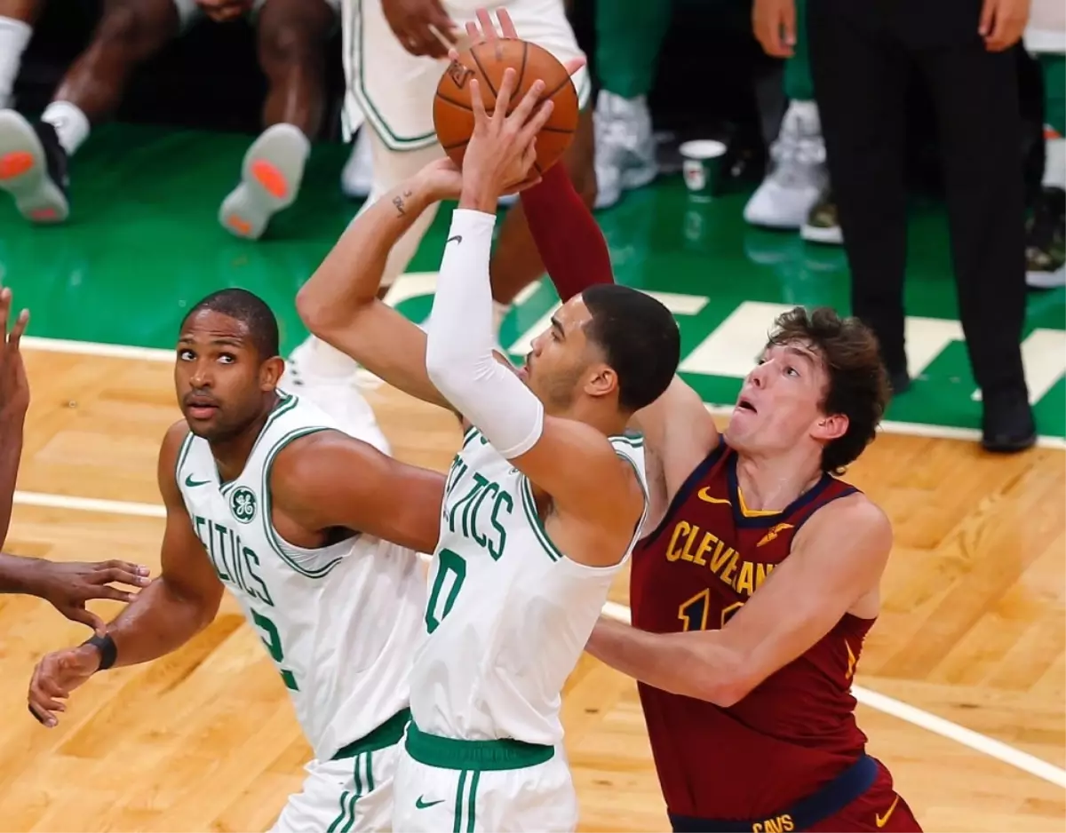 Cedi Osman\'lı Cleveland Cavaliers, Boston Celtics\'i Mağlup Etti