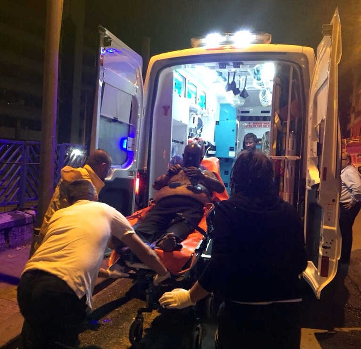 Evinde Çıkan Yangını Söndürmek İsterken Yaralanan Adam Öldü