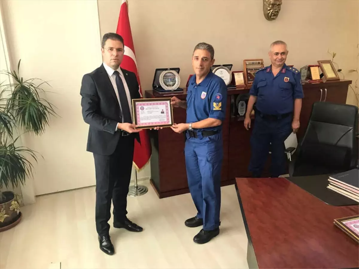 Hendek\'te Jandarma Personeline Başarı Belgesi