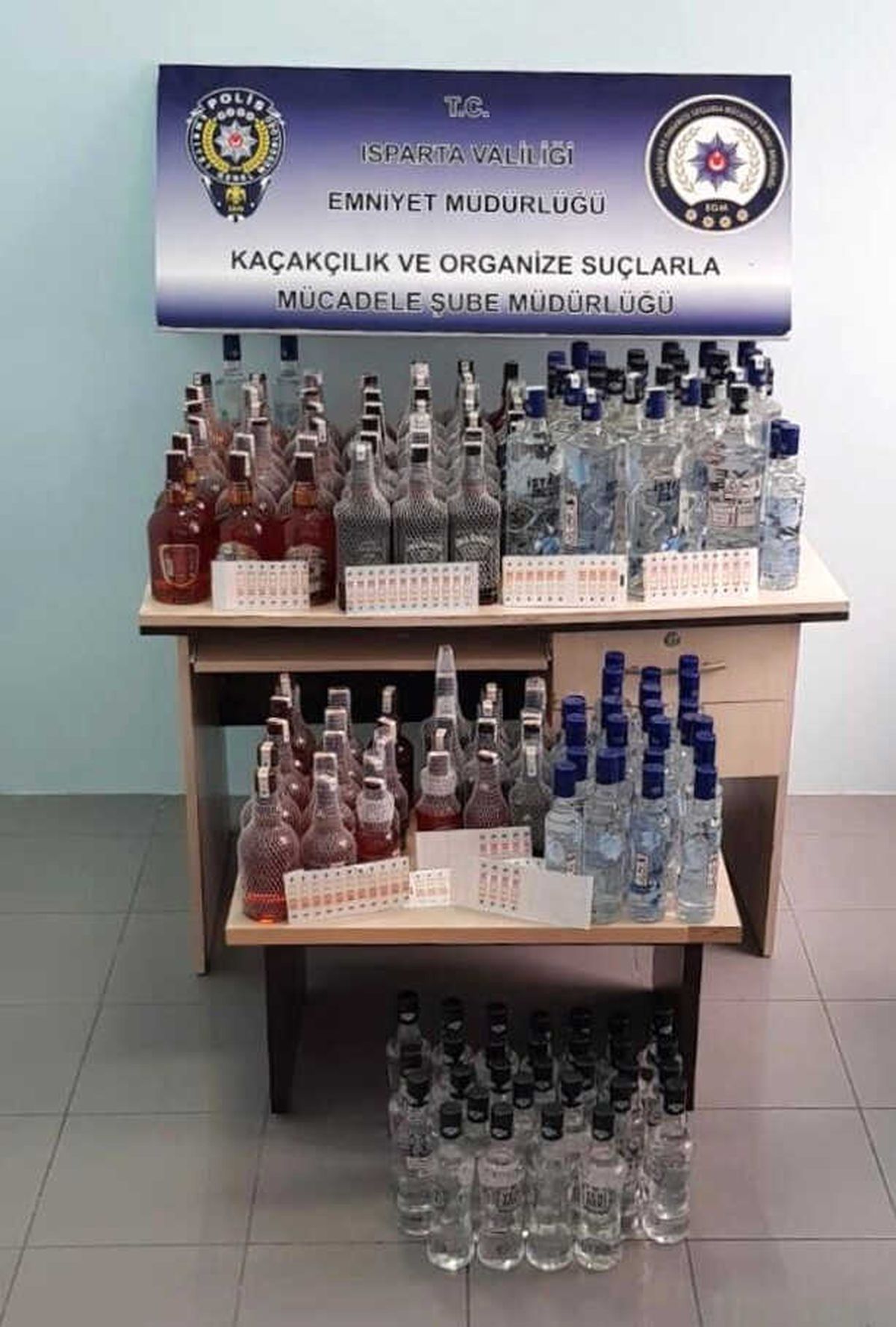 Isparta\'da Sahte İçki Operasyonu