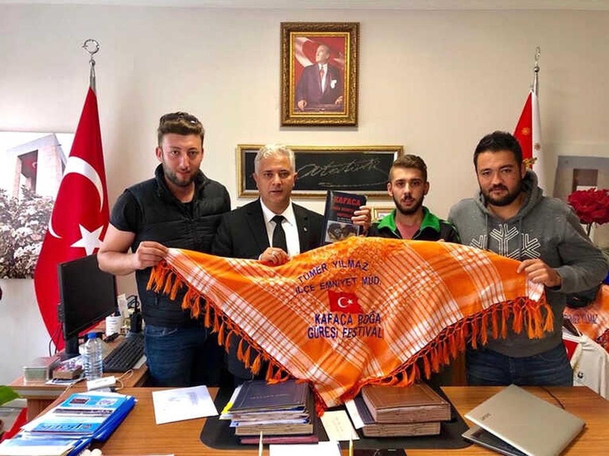 Kafaca\'da 19\'uncu Geleneksel Boğa Güreşleri Pazar Günü