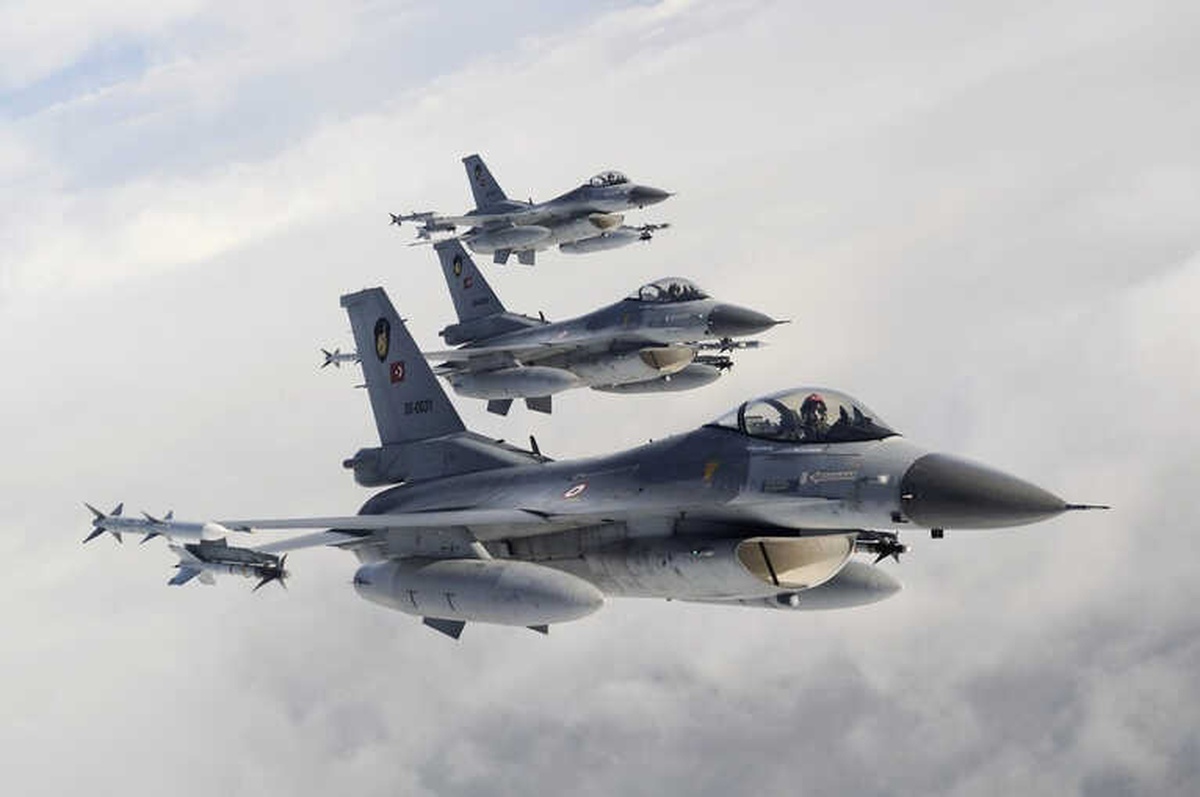 Kuzey Irak\'a Hava Harekatı: 10 Terörist Öldürüldü