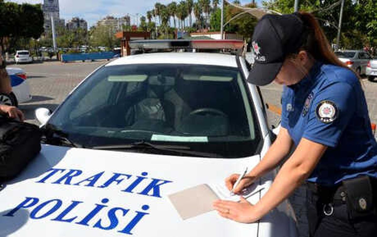 Mersin\'de 6 Bin Polis Trafik Denetiminde