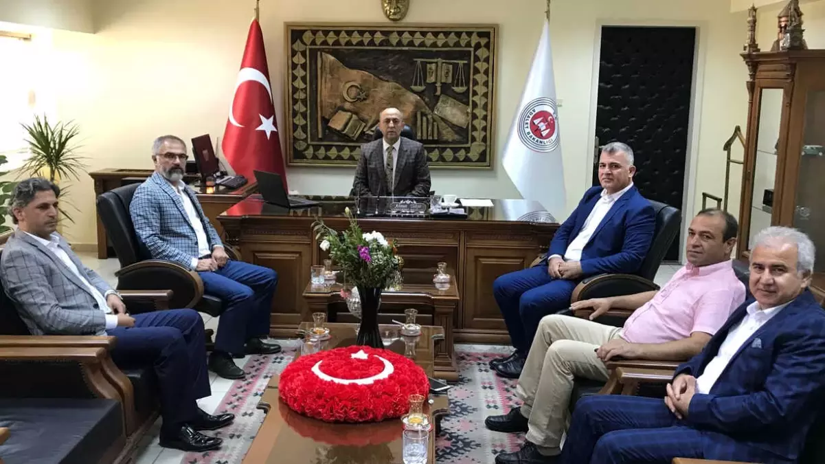 Özkardeş; "Biz Her Zaman Devletimizin Yanındayız"