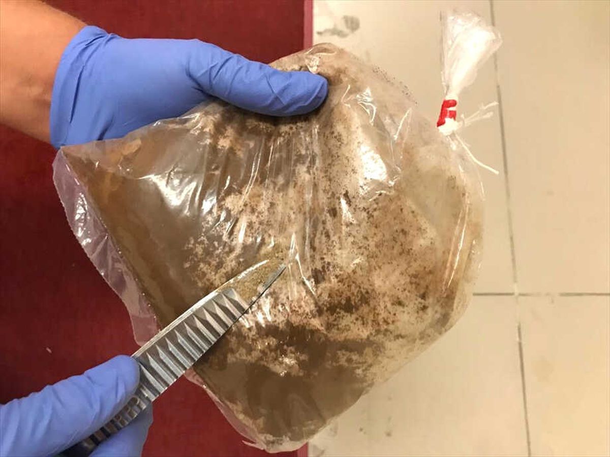 Pirinç Çuvalındaki Uyuşturucuyla Uçağa Binmek İsterken Yakalandı