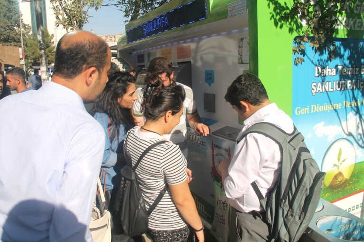 Sıfır Atık Projesi\'yle Vatandaşlara Ücretsiz Yolculuk