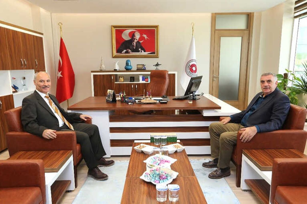 Toçoğlu\'dan Bölge İdare Mahkemesi Başkanı Koçer\'e Ziyaret