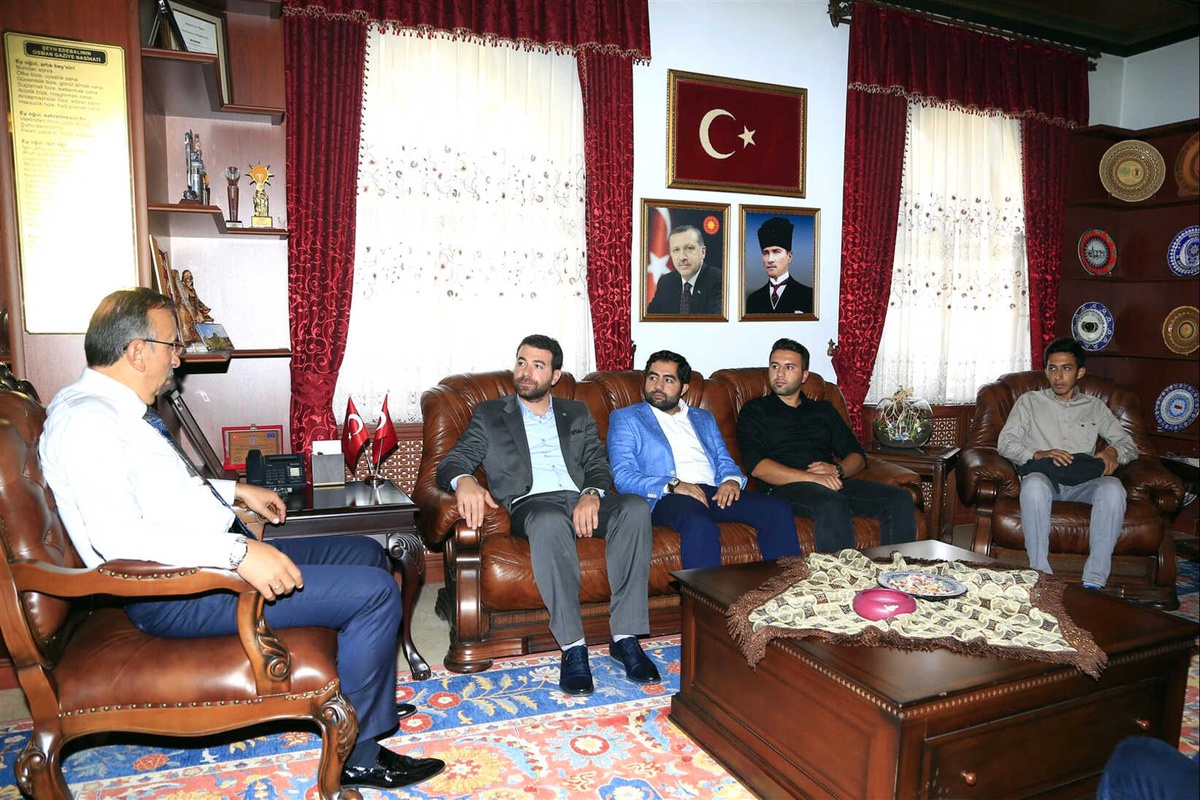 TÜGVA İl Temsilcisi Alkan Ve Yönetim Kurulu Üyeleri, Seçen\' İ Ziyaret Etti
