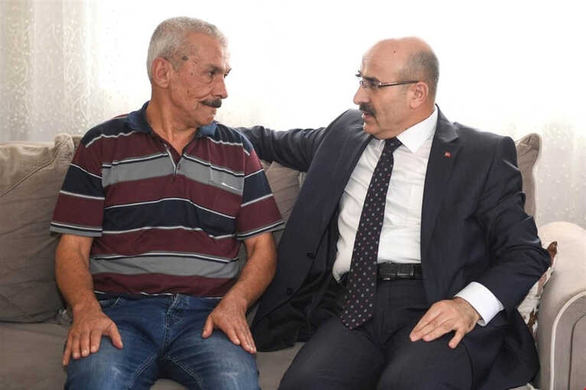 Vali Demirtaş: "Şehit Ailelerini Koruyup Gözetmeye Devam Edeceğiz"