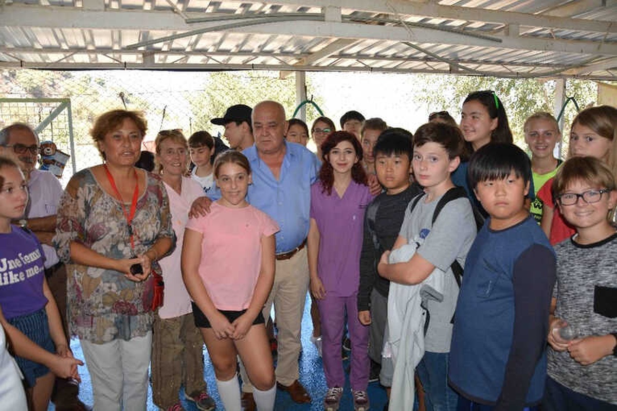 Yabancı Öğrencilerden Hayvan Barınağına Ziyaret
