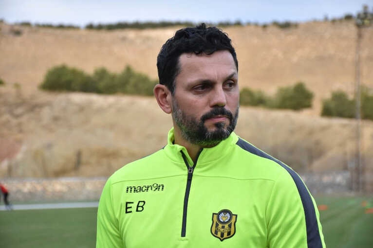 Yeni Malatyaspor\'da, Erol Bulut\'tan Defansif Futbol Eleştirilerine Cevap
